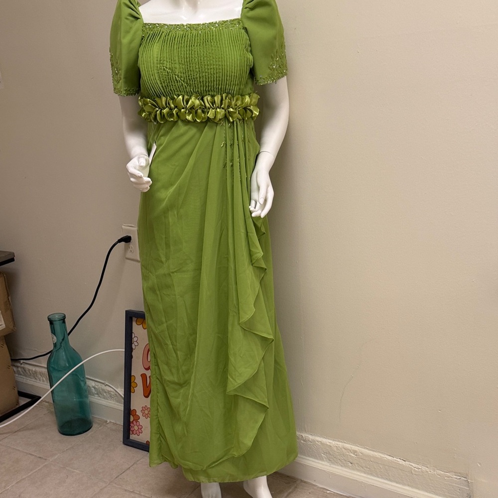 Chic Lime Green Maxi Dress